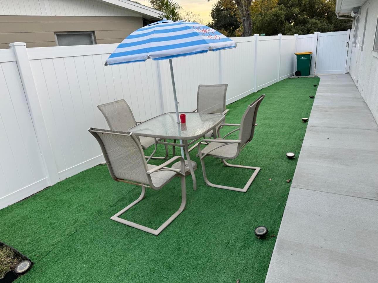 Cozy Private Studio W/Own Yard - 3Mi From Beach Seminole Εξωτερικό φωτογραφία